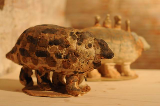 eugenia pop - ceramica - habitat cu semne - raluca baloiu - foto lucian muntean_0059