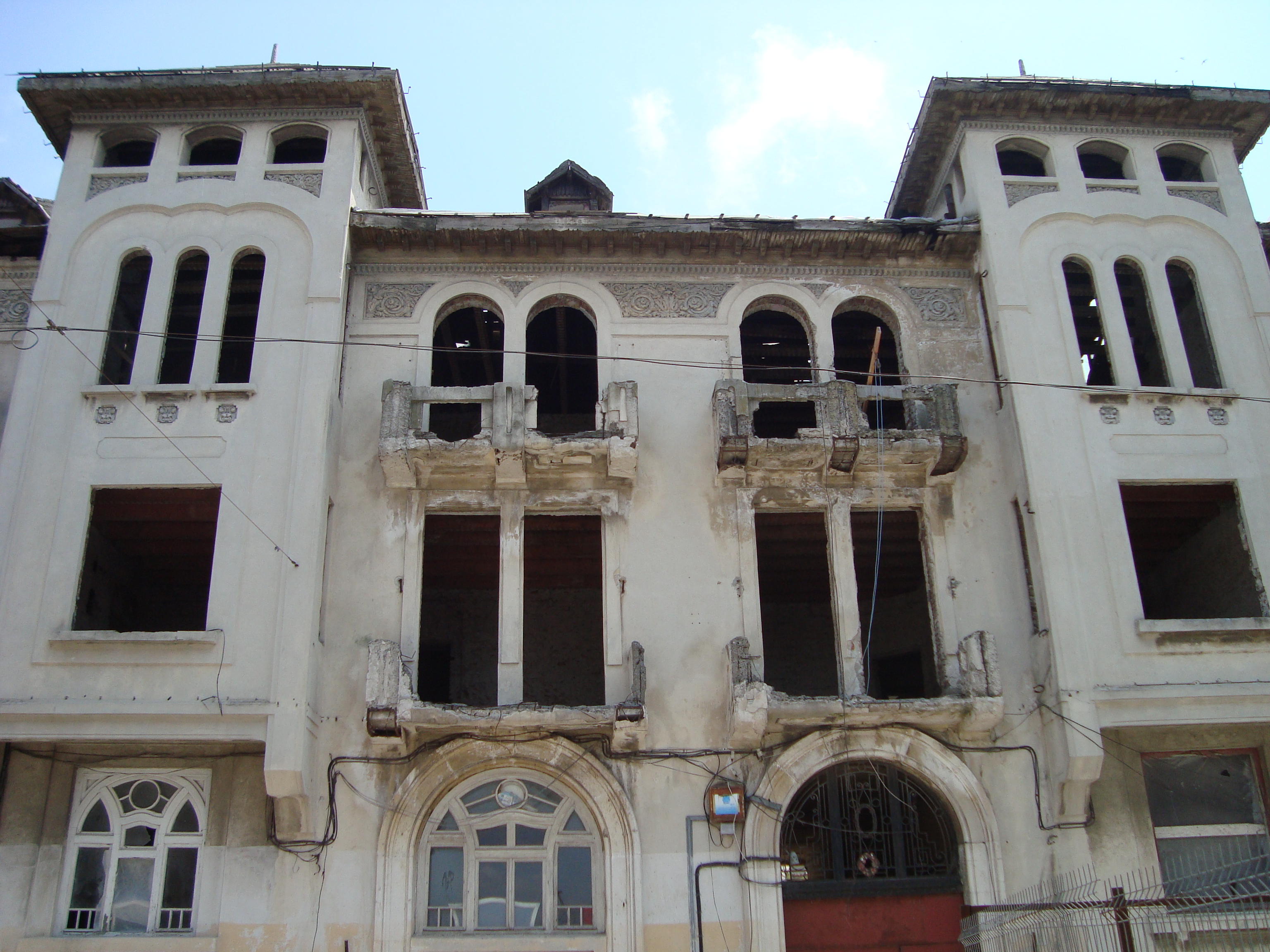 4 O casa stirba din cartierul genovez
