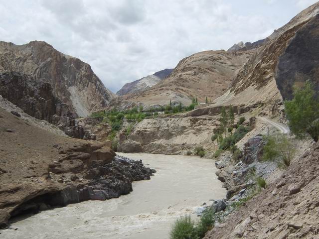 Resize of 01 rafting 002