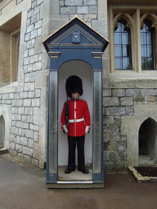 Resize of 19bis Imperturbabila garda a castelului