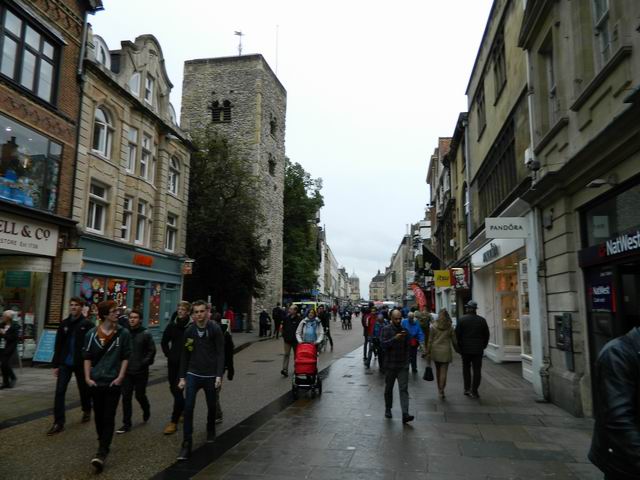 Resize of 6 Ploaia nu surprinde pe nimeni la Oxford