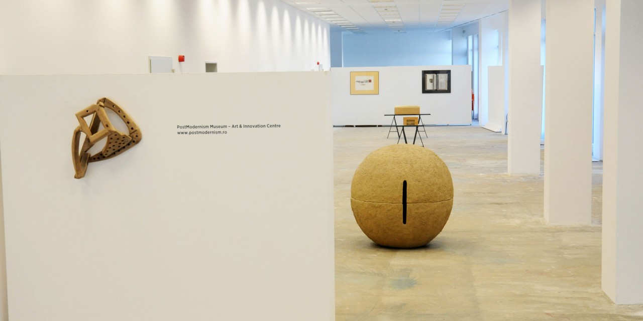 „Înainte și după revoluția culturală în România: 1971” @ PostModernism Museum București