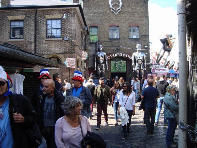 Resize of Viermuiala din Camden Town din Londra