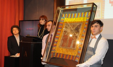 Licitatia Corneliu Vadim Tudor @ Artmark