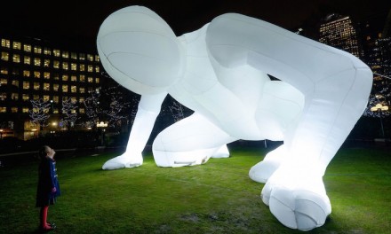 Peste 15 instalații de artă, iluminat arhitectural și sesiuni de video mapping la a doua ediție Spotlight