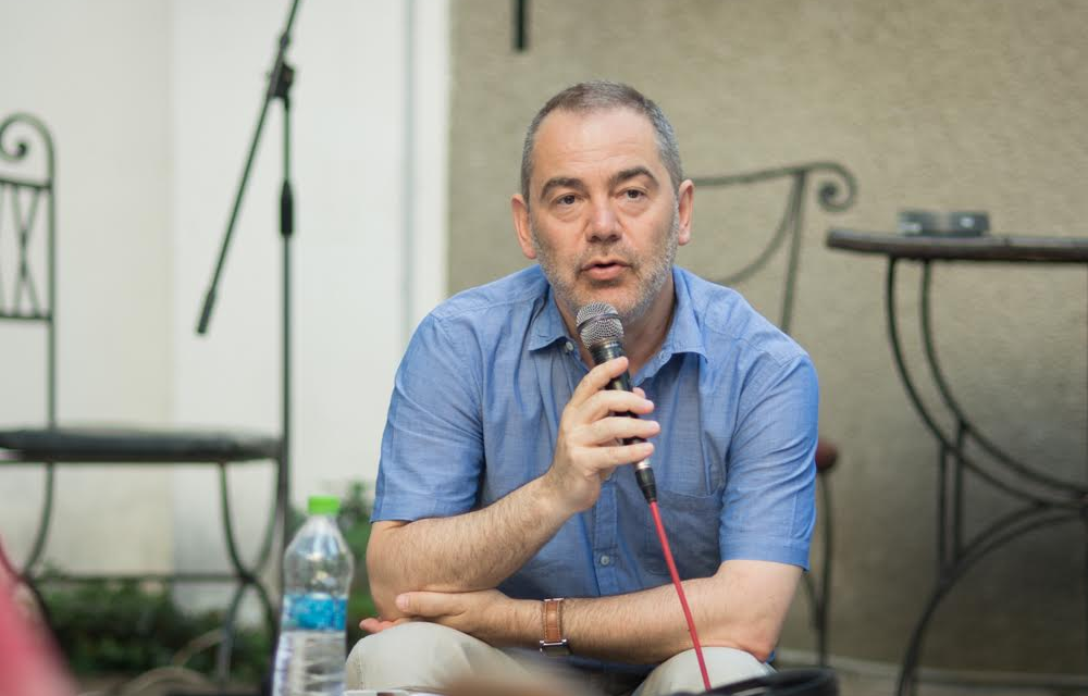 Vlad Alexandrescu începe o dezbatere care are ca finalitate un statut al artistului