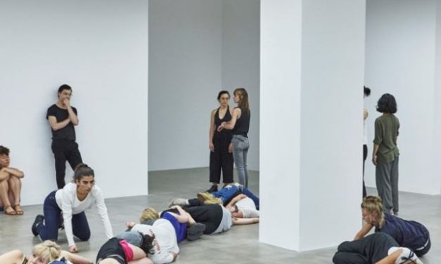 Expoziția personală – performance Alexandra Pirici: Co-natural @ New Museum, New York
