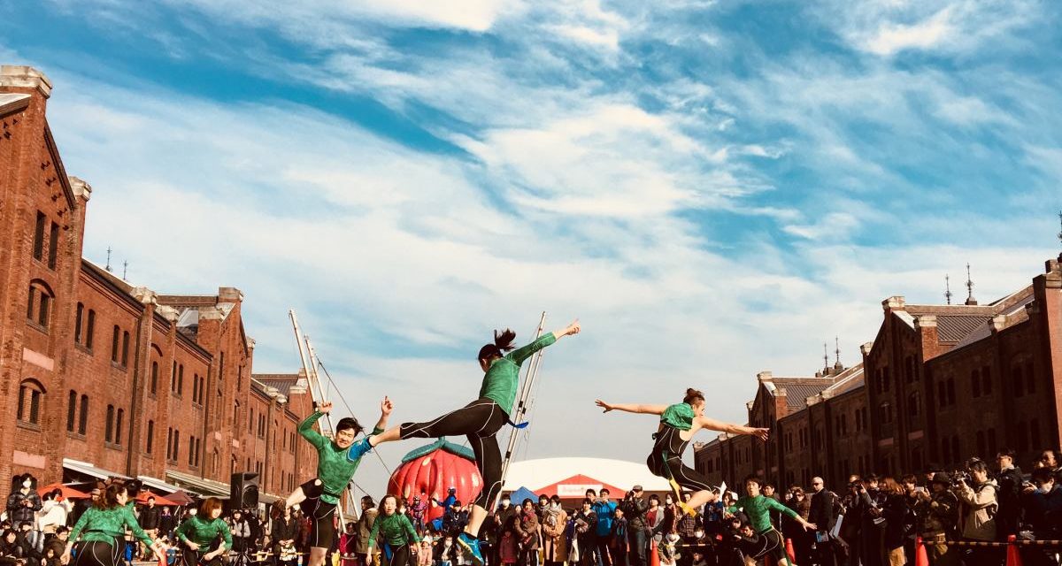 „Monumente în mișcare – patrimoniu dispărut” – performance outdoor compania Miyazaki C-Dance Center din Japonia