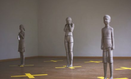 Dublă expoziție de sculptură poloneză la Galeria Casa Matei a Universității de Artă și Design din Cluj-Napoca