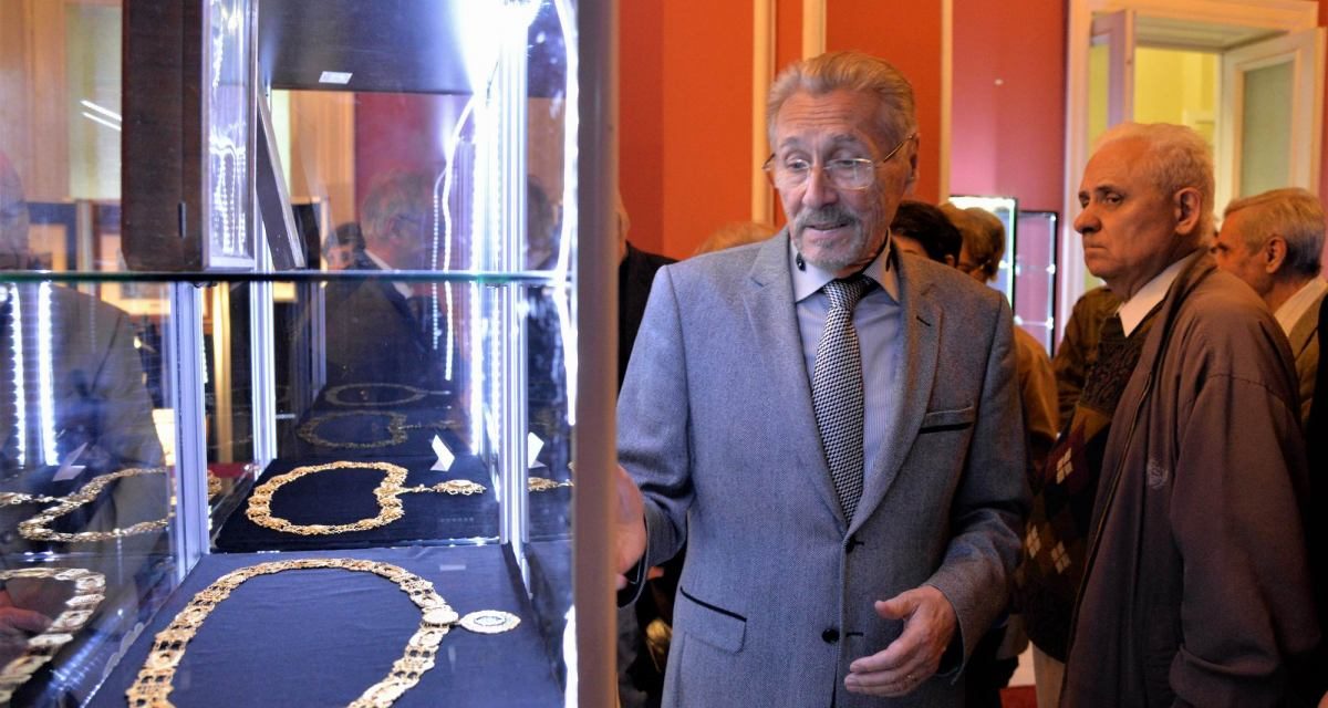 Colecția Emil Constantinescu