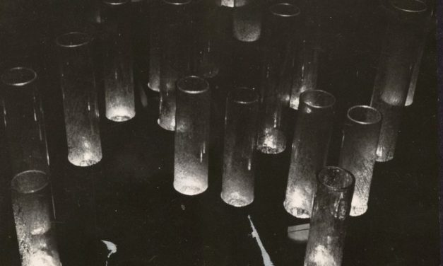 Expoziția personală Corneliu Șerban POPA „Ambiental 1 – spatiu – sunet – timp – lumina” de la Sala Kalinderu 1971