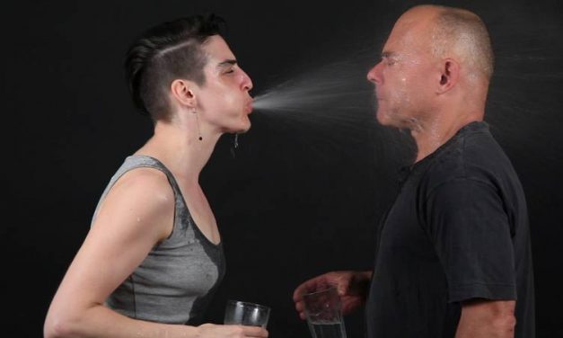 Program de arte performative la Centrul de Interes: patru artiști din Cluj și Budapesta, în cadrul ”Performance Day”