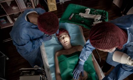 A doua ediție a proiectului Performance Day aduce la Centrul de Interes patru producții ale unor artiști români din tânăra generație