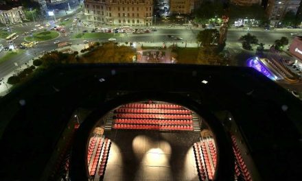 Începând de azi, Teatrul Național I.L.Caragiale suspendă toate spectacolele programate în săli!