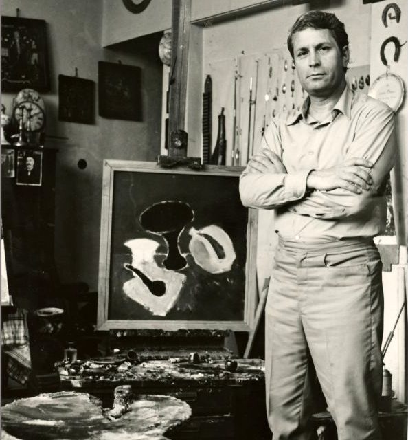 Ion Pacea în atelier, fotografie de Clara Spitzer