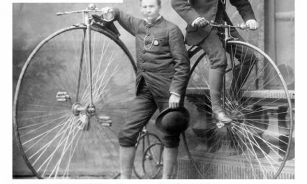 O nouă expoziție la Palatul Suțu: „Cu bicicleta prin alte timpuri”