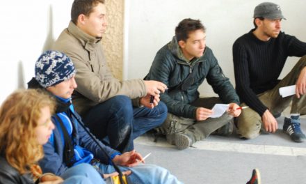 Sectorul cultural independent ieșean solicită 1% din Bugetul general al Municipiului Iași și spații pentru sedii și desfășurarea activităților