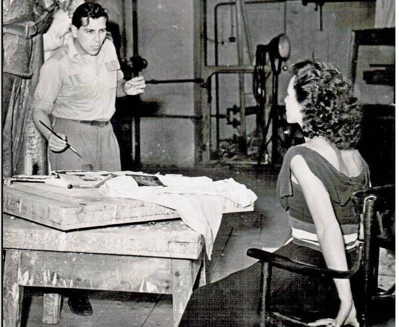 Romeo Voinescu în atelierul din Praga, 1956