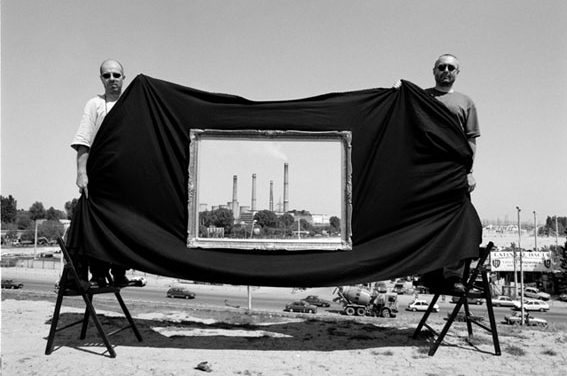 expoziţie de fotografie subREAL „Interviuri cu oraşul / Interviewing the Cities” @ Galeria Nouă, București