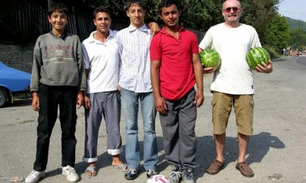 Călin Dan “SOMETHING OLD, SOMETHING NEW, SOMETHING BORROWED, SOMETHING BLUE” @ Galeria Nouă, București