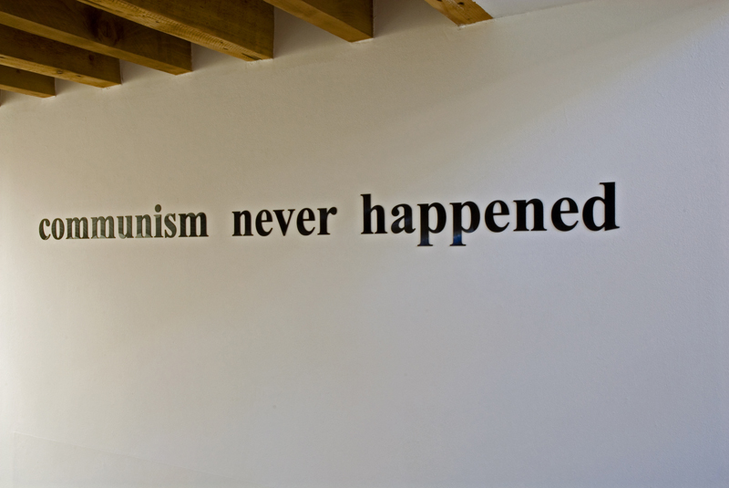 Ciprian Muresan, Mona Vatamanu & Florin Tudor in „SINCE WE LAST SPOKE ABOUT MONUMENTS” @ Kunstcentrum Stroom Den Haag