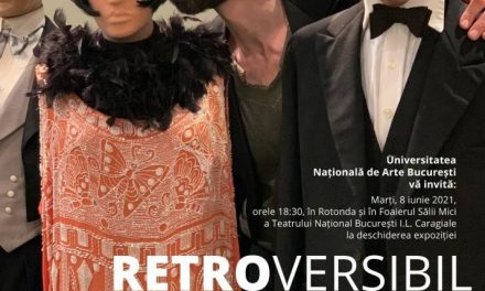 Expoziția „RETROVERSIBIL” a Departamentului Modă de la UNArte în Rotonda și în Foaierul Sălii Mici a TNB