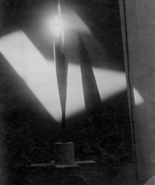 Expozitia “Constantin Brancusi fotograf” @ Muzeul National de Arta al Romaniei