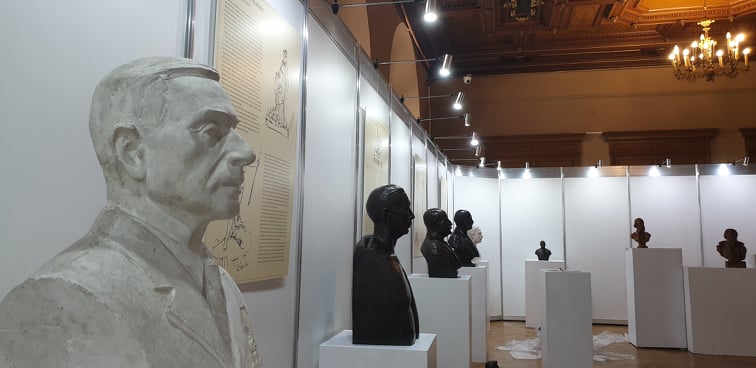 Expoziție „Putere și statut. Portrete din Colecția de Sculptură” @ Muzeul Municipiului București – Palatul Suțu