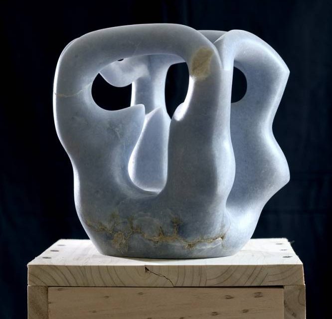 Expoziție a sculptorilor prezenți la cea de-a treia ediție a Taberei Internaționale de Sculptură în Piatră Măciuca, între 12 – 24 septembrie