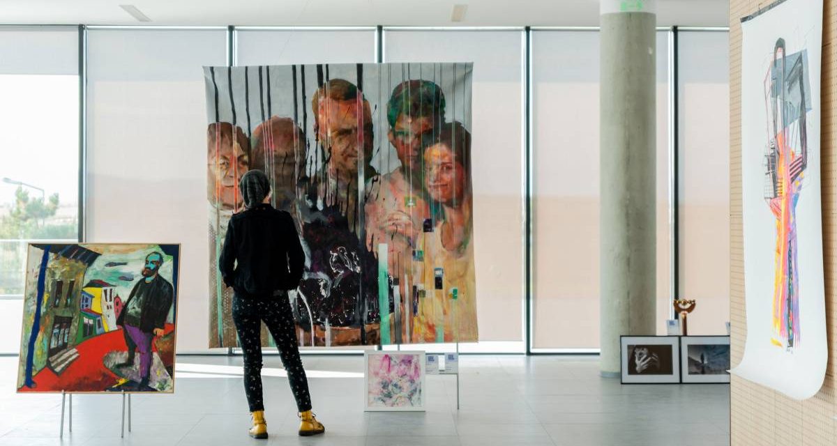 BIENALA ALBASTRĂ – Bienala Internațională de Arte Vizuale din Brașov – 2021 -ESSENTIA