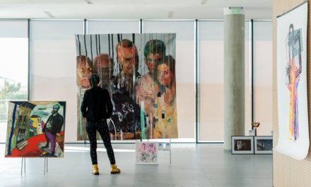 BIENALA ALBASTRĂ – Bienala Internațională de Arte Vizuale din Brașov – 2021 -ESSENTIA