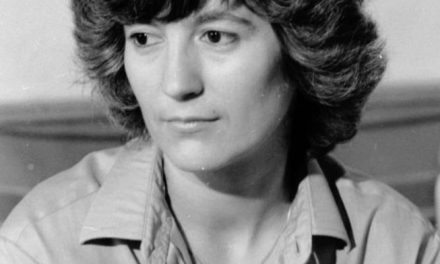 Ceramista Eugenia Pasima, 1988