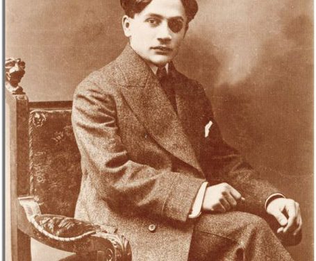 Tristan Tzara, fotografie tip carte poștală, cca. 1912