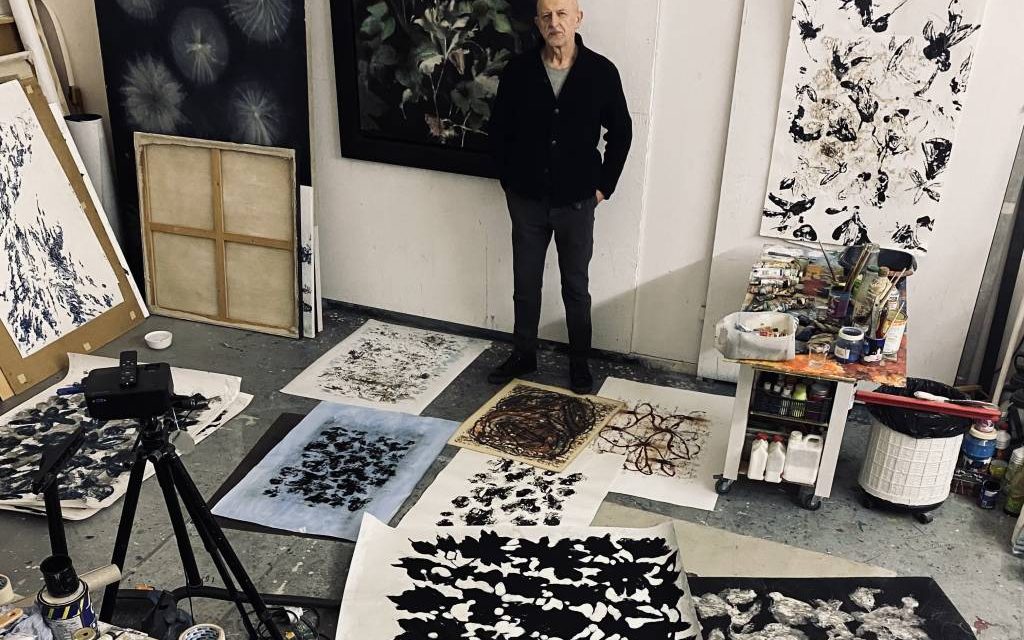 Expoziția INTROSPECTIONS a artiștilor români Suzana Fântânariu, Anca Szönyi Thomas și Dorin Crețu la Galeria Macadam a ICR Paris