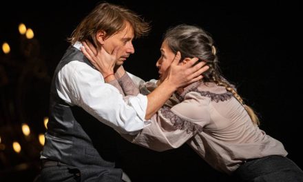 CEI DREPŢI, un spectacol de excelenţă artistică despre paradoxurile dreptăţii în premieră la Sala Pictura a Teatrului Naţional I.L. Caragiale