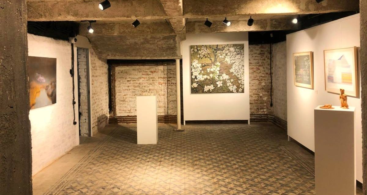 Scemtovici & Benowitz Gallery se deschide cu expoziția de artă contemporană „În cer și pe pământ”