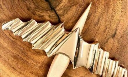 Expoziția de bijuterie contemporană „Călătoria”, a artistei Casandra Maria Iosu @ Muzeul Național al Literaturii Române