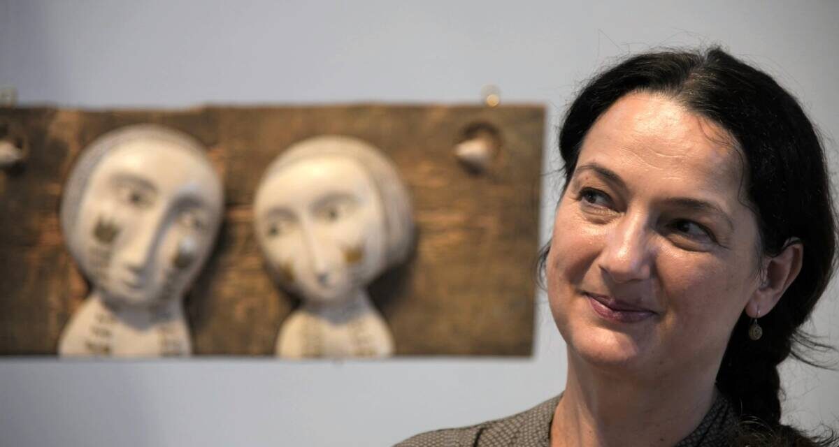 Interviu audio și galerie foto Ana Maria Ariciu „În căutarea unui timp pierdut” @ Museikon, Alba Iulia