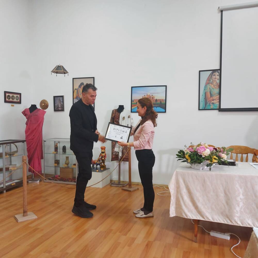 Decernarea Bursei Constantin Brancusi