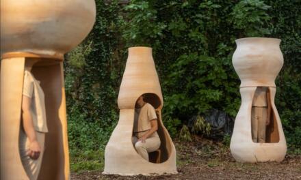 Instalație sculpturală & performance Maria Louizou „Șase respirații pe minut” @ Cazarma U, Timișoara