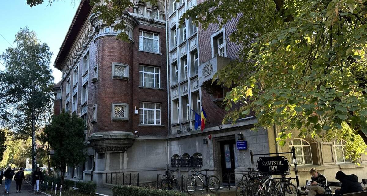 Expoziția „unu unu zero zero unu zero zero” – 100 de ani de istorie a Campusului Universității Politehnica Timișoara