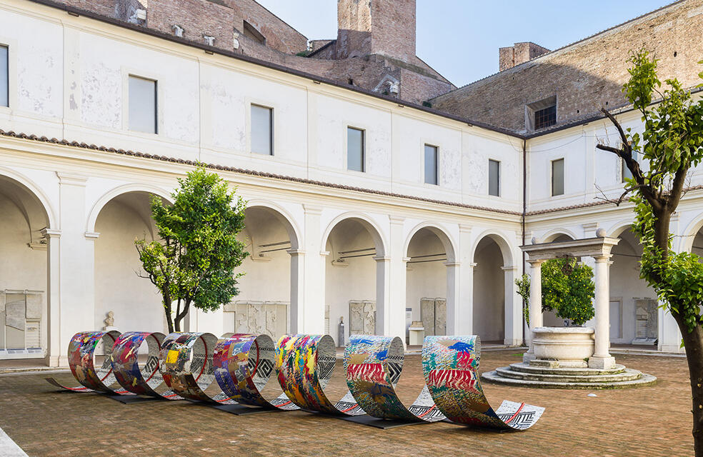 Expoziție Luminița Țăranu „Columna mutãtio – LA SPIRALE” @ Museo Nazionale Romano – Terme di Diocleziano din Roma