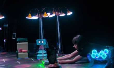 Despre actorie și roboți în E-Waste E-Motion: o robofabulă