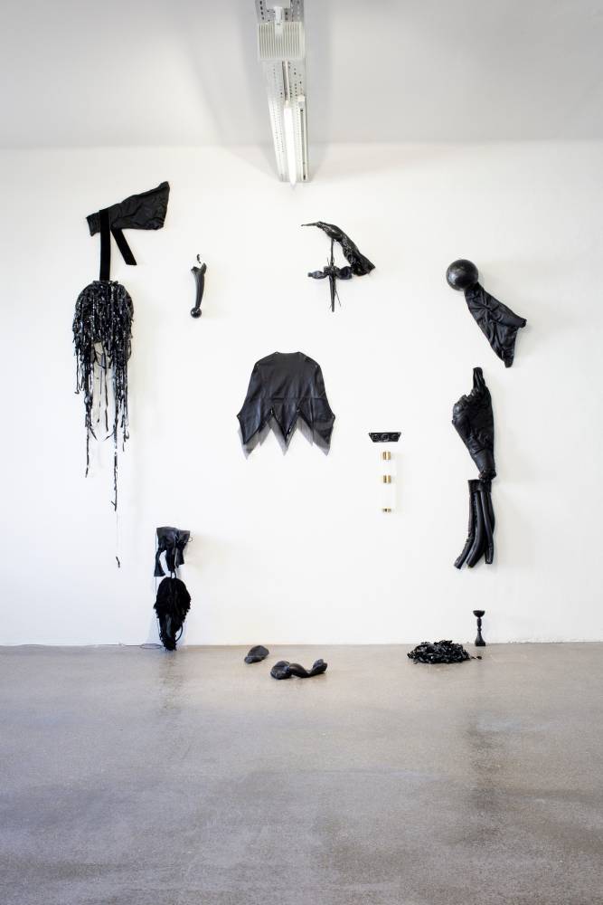 Apparatus 22 – ALL (to all the artists that worked in XXIst century)