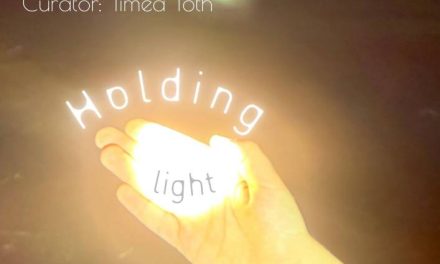 Expoziție Irina Dumitrașcu Măgurean „Holding Light” @ Galeria CAV Multimedia, București
